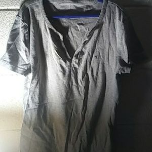Tommy Hilfiger t shirt